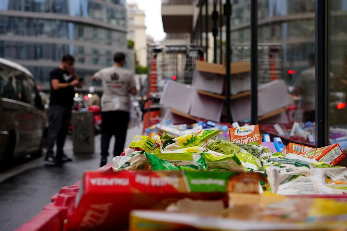 Supermarket chains in France hit by cyberattack